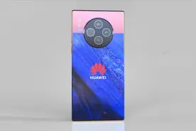 华为P70Pro+燃爆了：钛合金昆仑玻璃双拼，环绕屏占比达到150%图片
