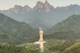 王菲，曹德旺等这些名人为什么一定要去趟九华山，答案在这里！图片