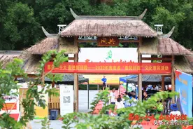 2022年海南省“春风村雨”文化惠民活动在五指山毛纳村正式启动图片