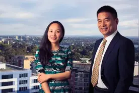 接班十年，刘畅没有辜负刘永好图片