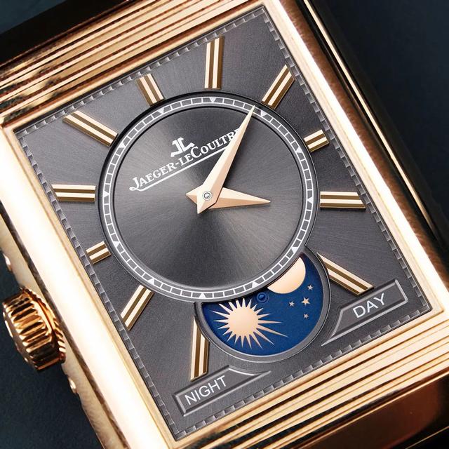 ���ҷ�ת�ļ�ֵ�����