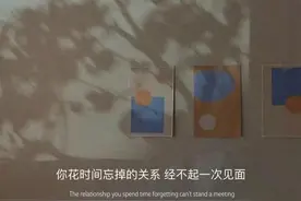 你是正确答案，他拿错了试卷图片