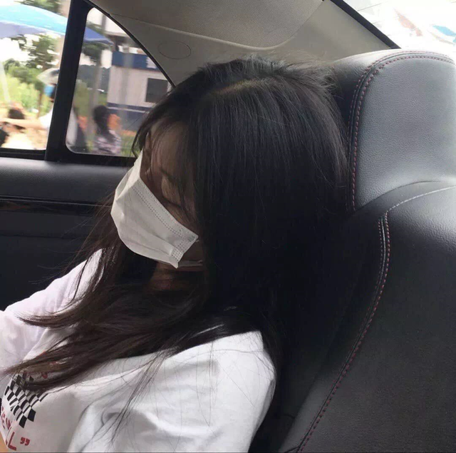 10省连夜调整，最担心的问题来了：那些感染过的人，现在怎么样了