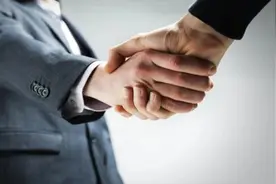 请客喝酒的讲究，“三天为请，两天为叫，一天为提”，千万别搞错图片