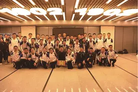 41人全员过658分，7人签约清华北大！温州中学这个班级真牛图片