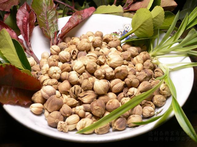 调料中的草蔻、白豆蔻、肉蔻是哪些植物的果实