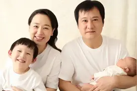 关凌突然情绪失控，被指拿孩子病情卖惨，网友在评论区调侃图片