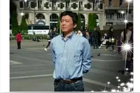 新疆天山大峡谷图片