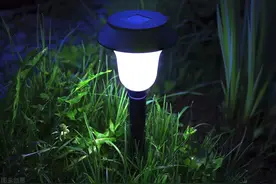 DIY一个太阳能灯电路图片