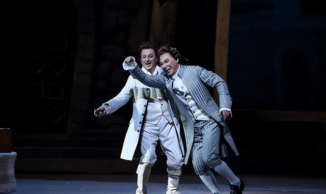 ����ά���ǵ�����ʦ������������۷�֮������ЦҲ�����������