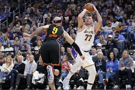 湖人27分大胜雷霆！图片