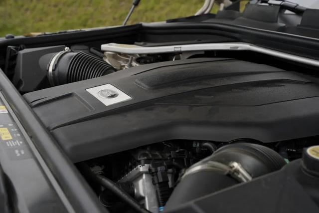 试驾全新一代路虎揽胜，SUV金字塔“塔尖”上的产品！