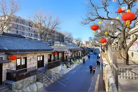 今天上午11:30 ，央视新闻直播探访京西古街模式口，石景山融媒同步转播→图片