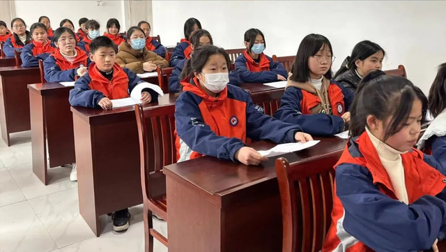 阜阳阜南经开区中心学校举行“众人皆说 成之于语”成语接龙比赛