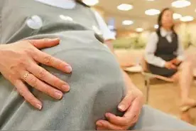 52岁阿姨口述：我和儿媳同时怀孕，以为皆大欢喜，结果是苦不堪言图片