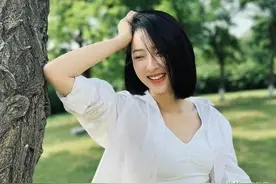 主演《最美的青春》出道，郭靖宇力捧的“大青衣”何雨虹今何在？图片