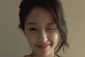 女人熟睡后，不自觉的几个“动作”，那说明爱你入骨，装不出来。图片