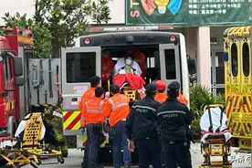 异味袭香港上水凤溪第一中学，22学生不适送院图片