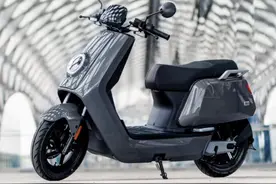 电动车怎么选？这3款车极速100码，续航150km,通勤、跑长途都够用图片