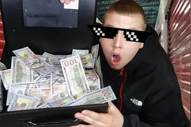 花3千块买个仓库，第二天咋就躺赚了4500万？图片