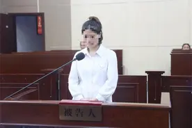 儿媳偷拿婆婆近2万元钱，被送上法庭判刑，网友吵翻，律师解读图片