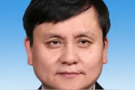 上海复旦大学附属华山医院知名专家医生图片