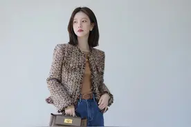 火了一种混搭穿法：“小香风+牛仔裤”！学潮人这样搭，时髦炸了图片