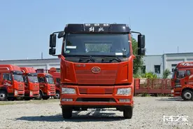 太便宜了！12.5万入手6米8中卡，这4款载货车你选谁？图片