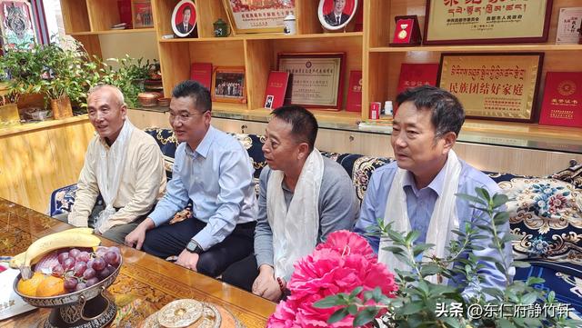 西藏昌都洛隆硕督古镇 文/李景宁