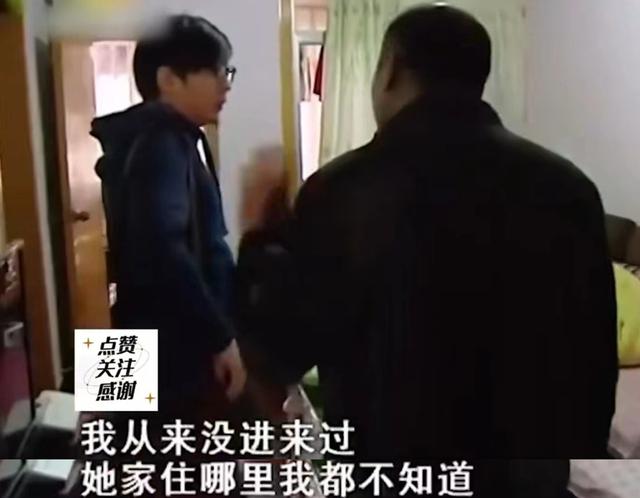 4婚妻子喜欢自拍，看到她与异性聊天内容，丈夫：和我都没这样过