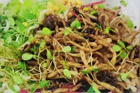 二伏到了要吃面，今天给大家推荐炸酱面，营养好，味道香图片