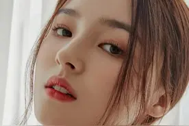 李承利，温柔唯美的清新少女，混血神颜，太惊艳啦图片