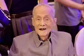 86岁老人随口说出一些奇怪代号，儿子上报后，老人真实身份被发现图片