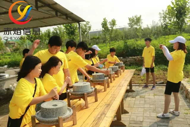 ����ũ��С������ũҵ������Ӫ���ƹ�����¸߶�