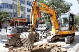 为什么我国公路经常翻修，日本却常年如新？绝非技术不如人图片