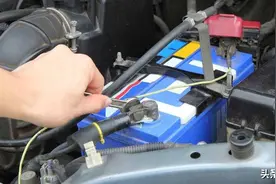 汽车电瓶老化、失效，这几种表现，千万别忽视图片