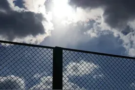 大学新生开学可能被坑的地方图片