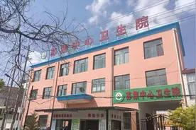 苏集镇中心卫生院完成首例包皮环切术图片