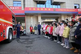 消防员上班24小时驻队，法院对加班费如何判决？图片