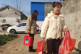 春节农村走亲戚，新出4个怪现象，咋回事？农村亲情也淡了吗？图片