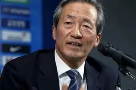 被钉在耻辱柱上的韩日世界杯图片