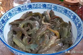 泥鳅怎么做才好吃，大厨分享2种特色做法，鲜嫩入味，太过瘾了图片