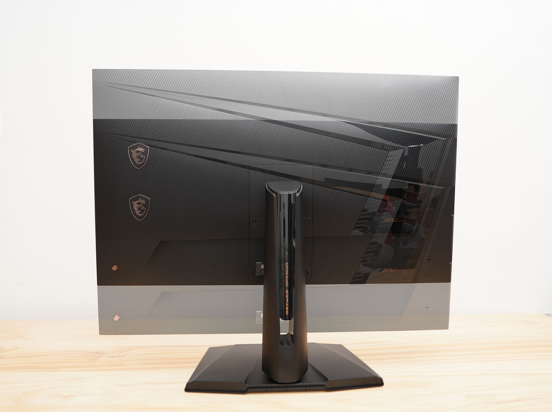 MSI MPG321UR-QD 4K 144Hz电竞显示器_电脑显示器有4k的吗_微星MPG321UR-QD量子点显示器评测