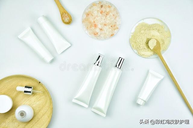 补水可以改善鸡皮肤吗