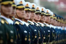 “河南神童”何雪豪，8岁入伍为中国最小的特种兵，他有何能力？图片