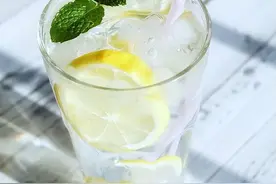 柠檬的“黄金搭档”，坚持泡水喝，皮肤细腻，消化也好了图片