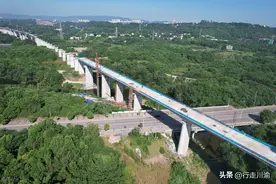 渝昆高铁川渝段将于2025年通车，泸州宜宾到重庆将缩短到50分钟内图片