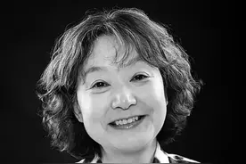 1977年北京高考第1位女状元刘学红，语文差1分到100，后来怎样了图片