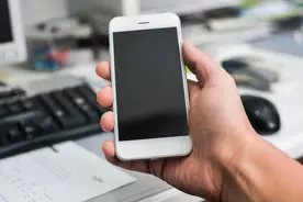 手机出现这5个异常，极有可能你的手机正在被“监听”，要小心！图片