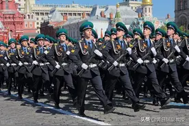 俄军真的弱吗？已发射1000多枚巡航导弹，美军在海湾战争才288枚图片